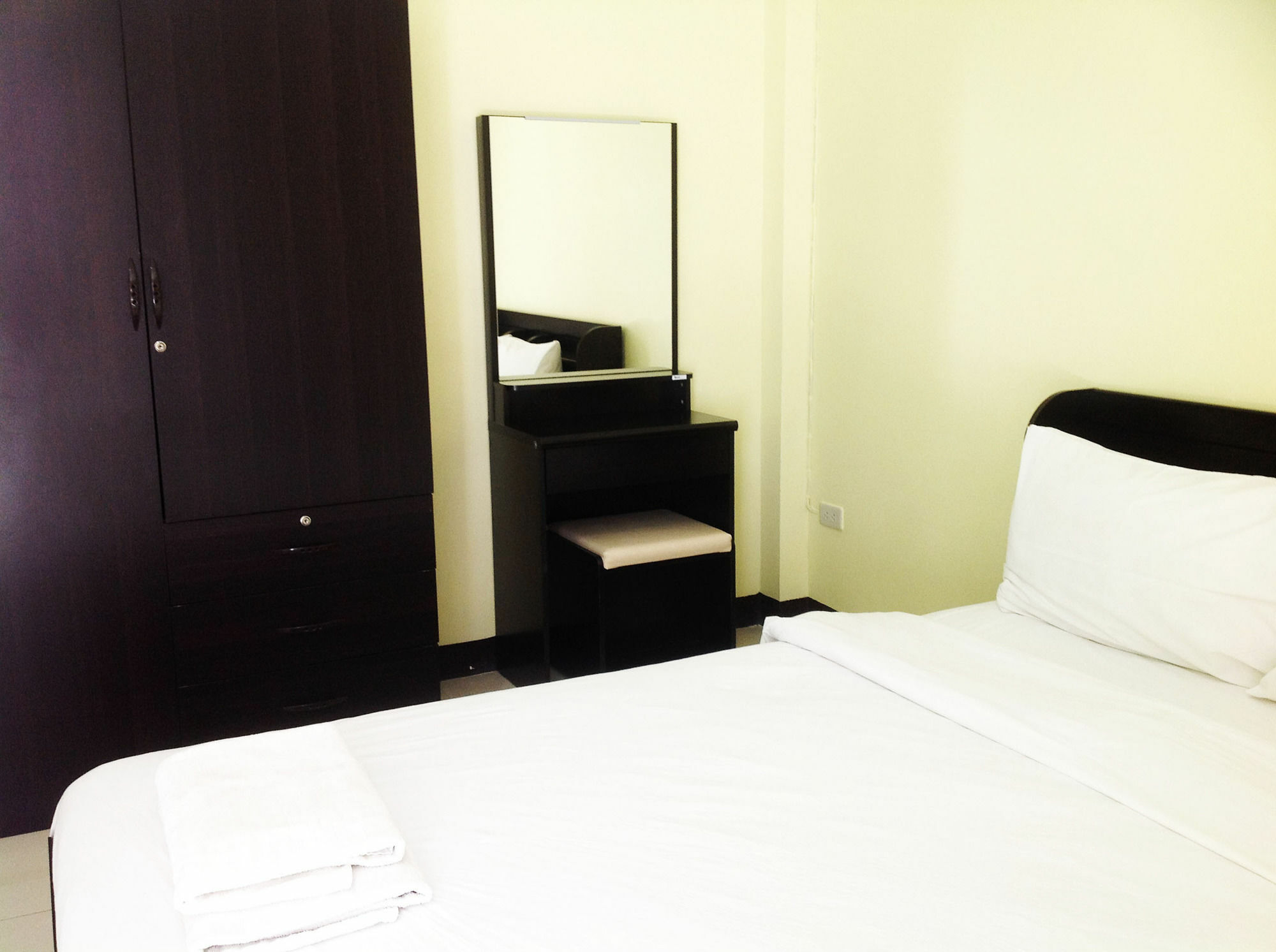 Br-Guesthouse Pattaya Eksteriør billede